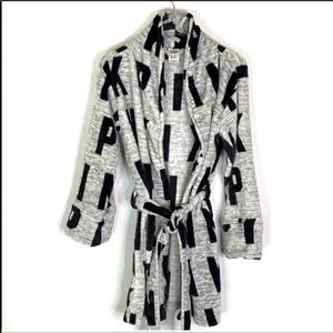 PINK Victoria’s Secret Gray & Black Cozy Robe Size XS/S